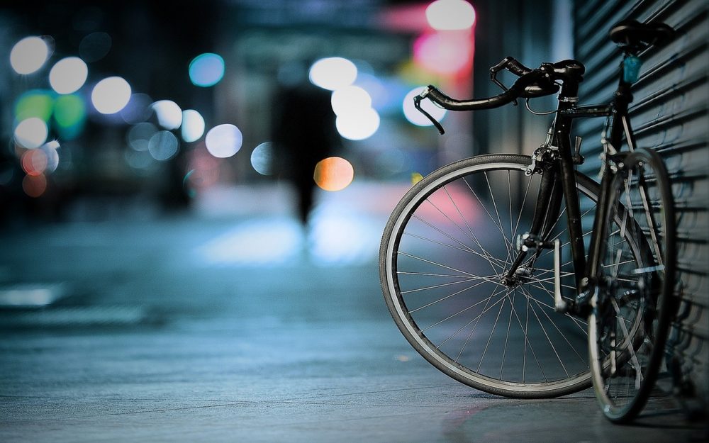 La reforma penal saca de la vía a la bicicleta